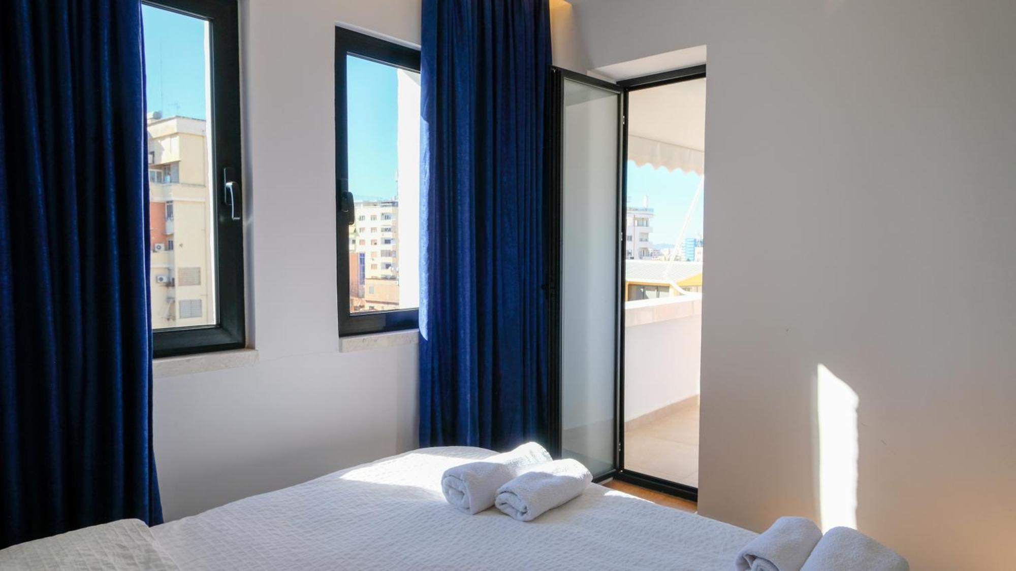2E Center Apartment Tiranë Eksteriør bilde
