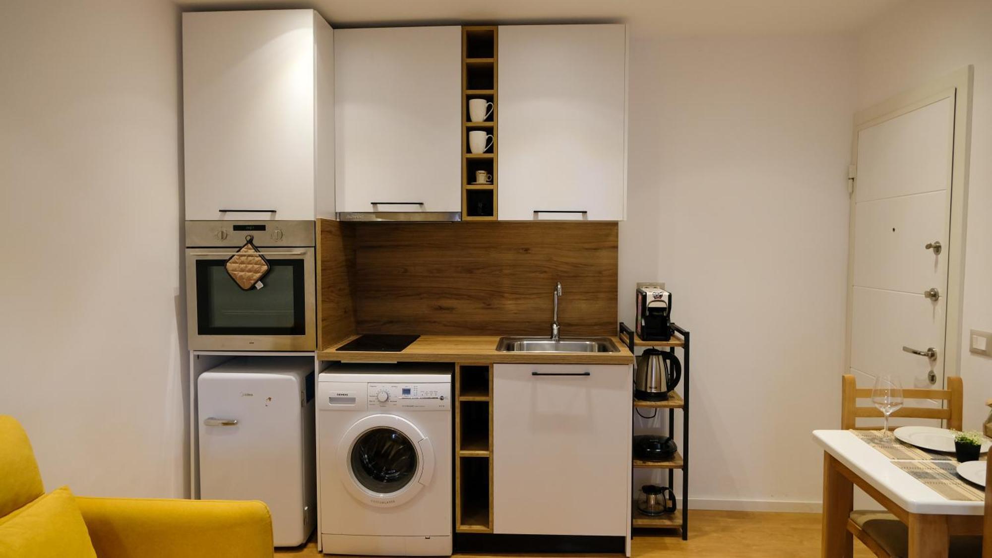 2E Center Apartment Tiranë Eksteriør bilde