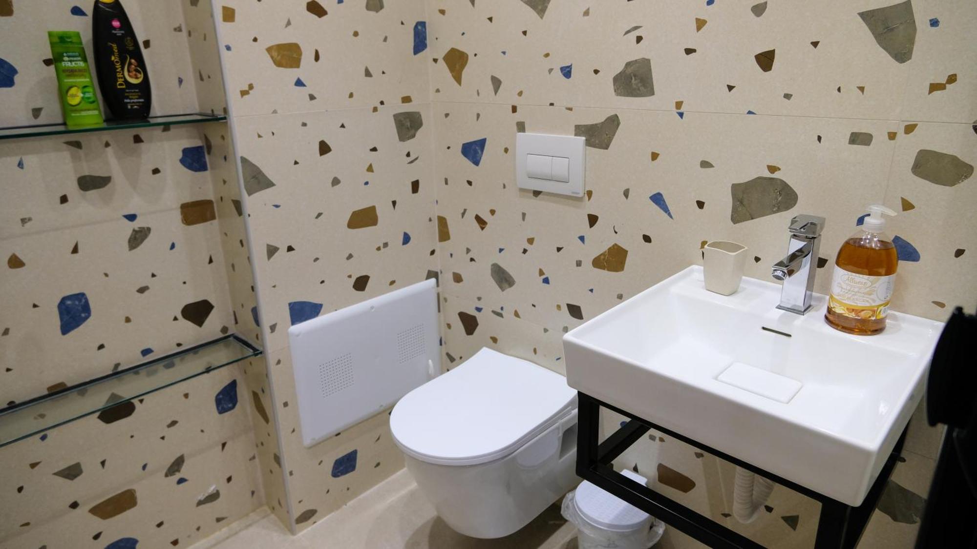 2E Center Apartment Tiranë Eksteriør bilde